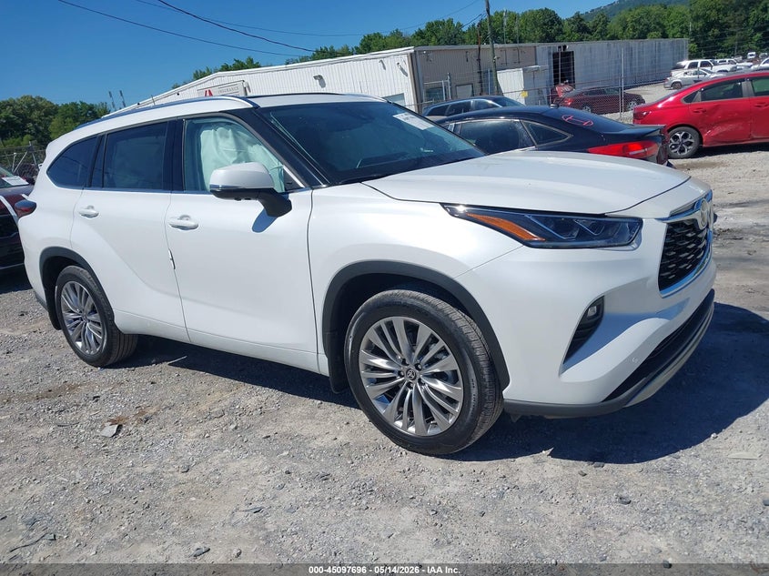 2026 Toyota Highlander Platinum