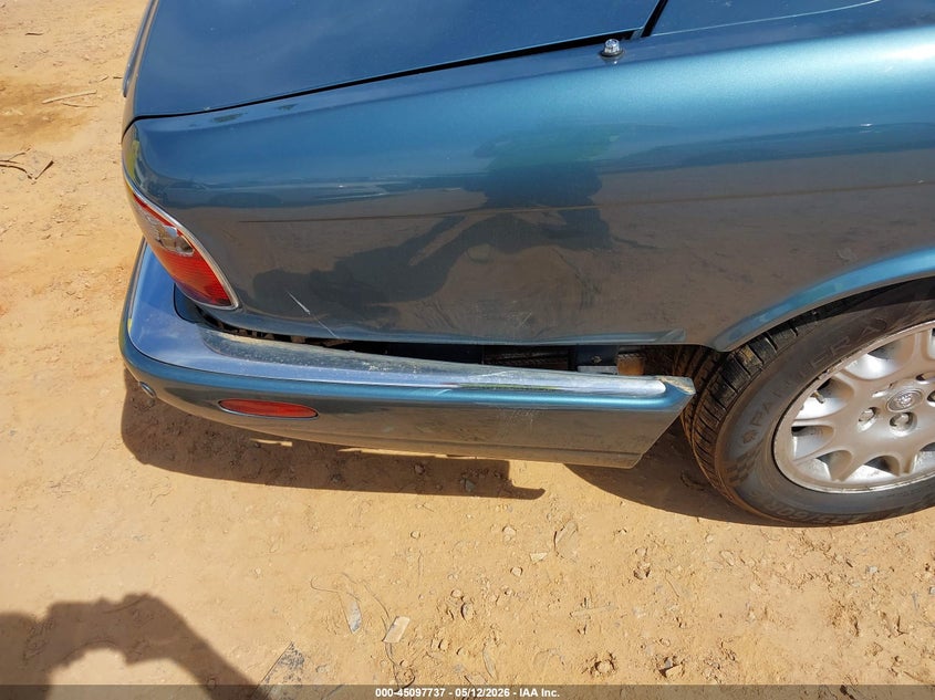 2001 Jaguar Xj8 VIN: SAJDA14C61LF26274 Lot: 45097737