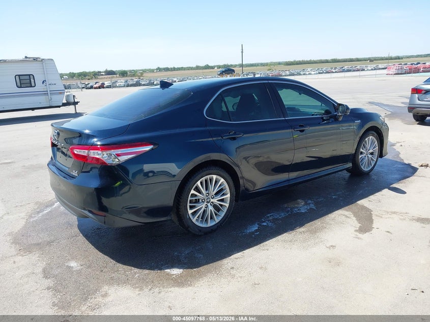 2019 TOYOTA CAMRY HYBRID auction photo 4