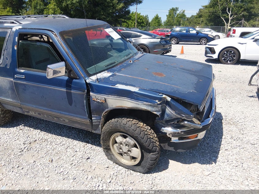1989 Chevrolet Blazer S10 VIN: 1GNCT18Z8K8249655 Lot: 45098039