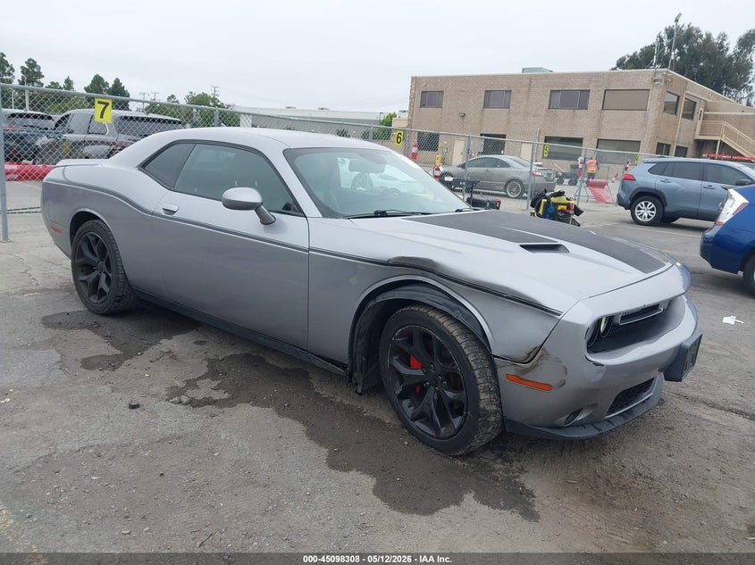 Vin: 2c3cdzbg1fh855833, lot: 45595875, dodge challenger sxt plus 2015 img_1