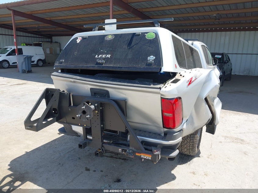 2019 CHEVROLET COLORADO auction photo 4