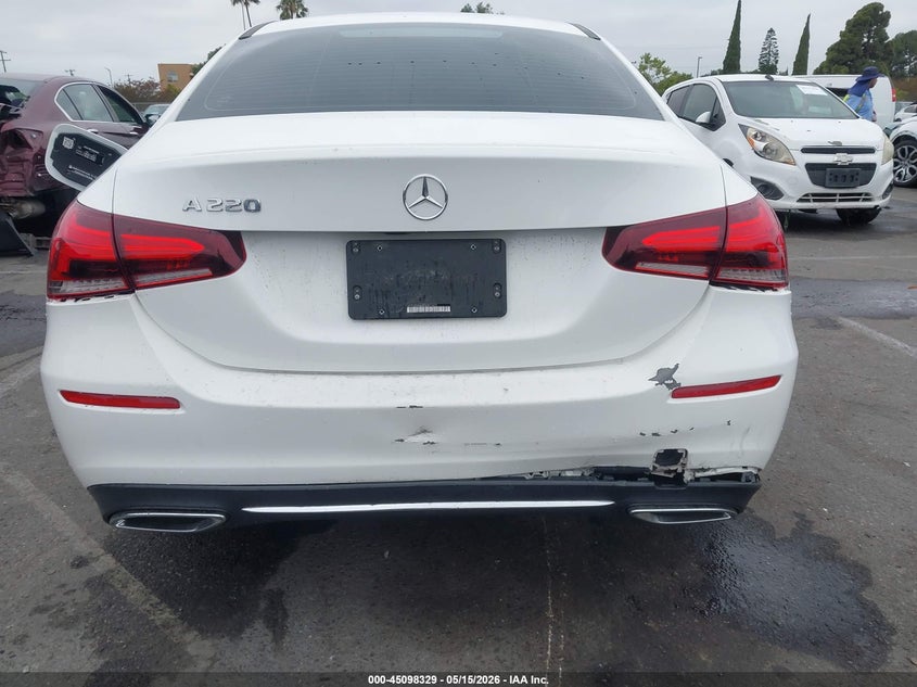 2019 Mercedes-Benz A 220 VIN: WDD3G4EB3KW001479 Lot: 45098329