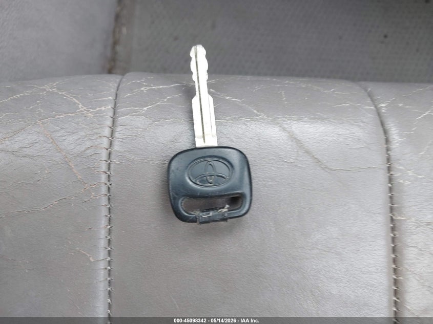1996 Toyota Avalon Xl/Xls VIN: 4T1BF12B1TU104162 Lot: 45098342