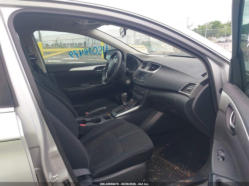 2017 NISSAN SENTRA auction photo 5