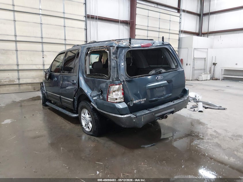 2004 Ford Expedition Xlt VIN: 1FMFU15L54LA52926 Lot: 45098483