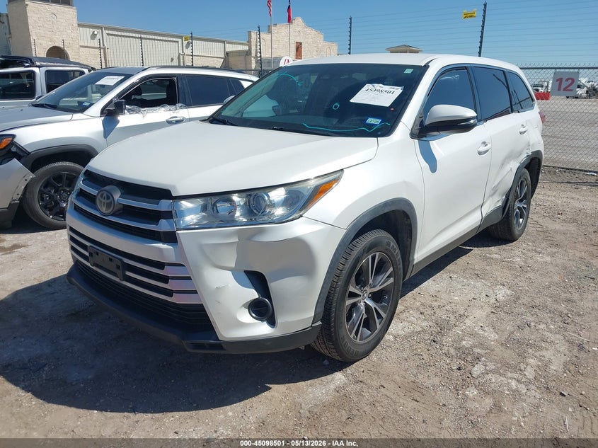 2019 Toyota Highlander Le 5TDZARFH6KS053081 photo 1