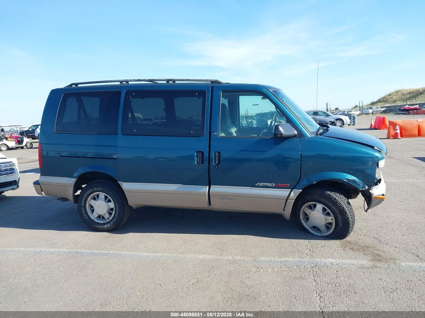 2002 Chevrolet Astro Ls VIN: 1GNEL19X92B121952 Lot: 45098551