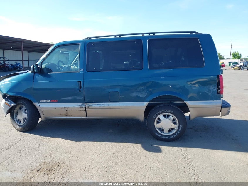 2002 Chevrolet Astro Ls VIN: 1GNEL19X92B121952 Lot: 45098551