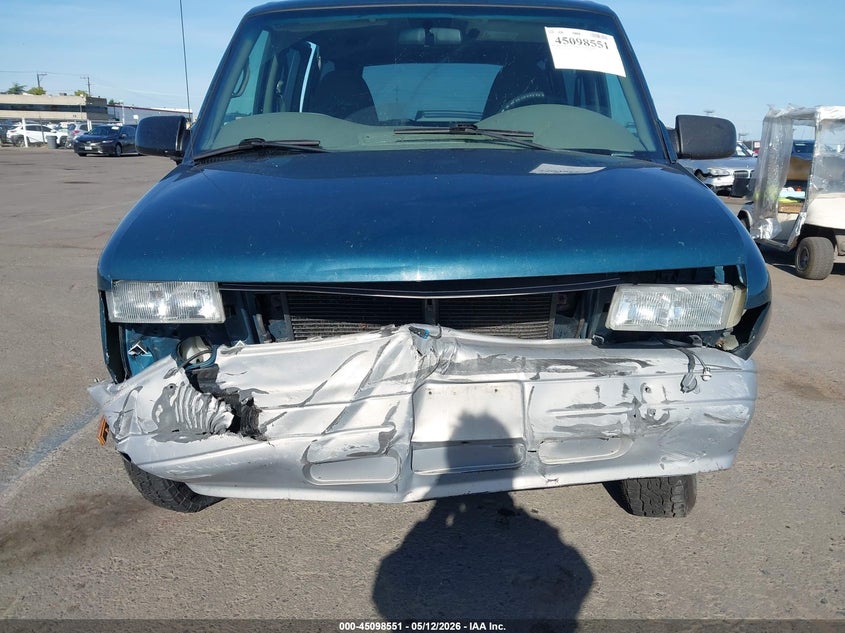 2002 Chevrolet Astro Ls VIN: 1GNEL19X92B121952 Lot: 45098551
