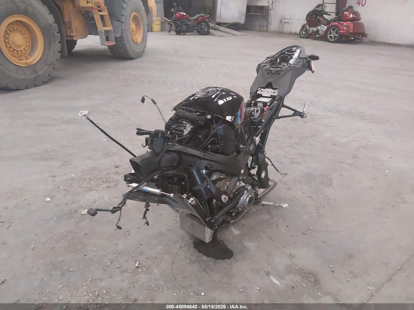 Lot image 2