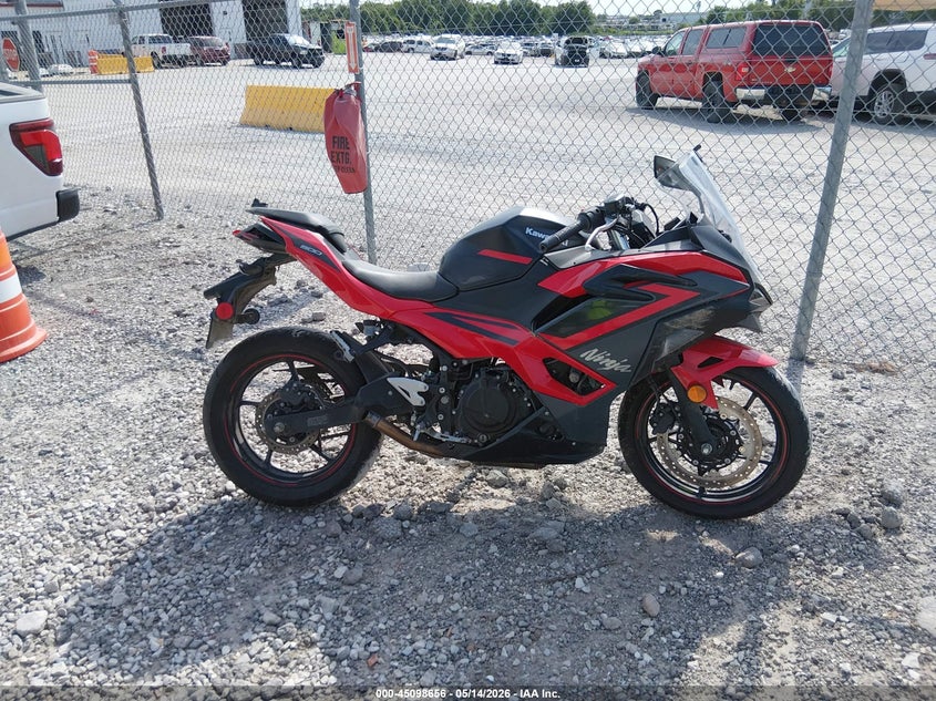 2025 Kawasaki Ex500 A/B VIN: ML5EXGJ1XSDA64282 Lot: 45098656