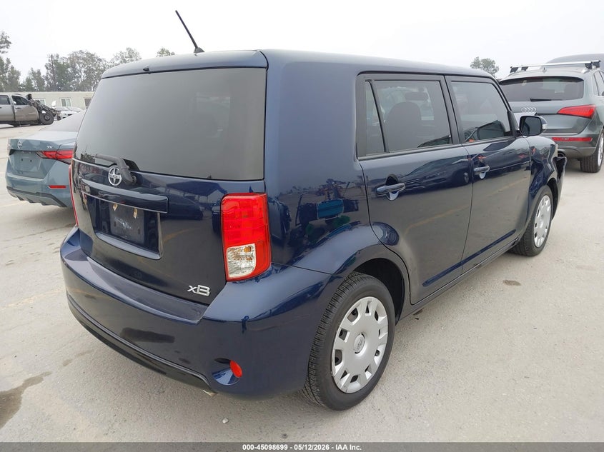 Vin: jtlze4fe7fj078804, lot: 45596263, scion xb 20154