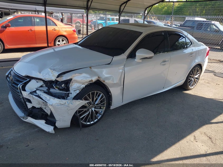Vin: jthcm1d27h5024991, lot: 45596269, lexus is 300 20172