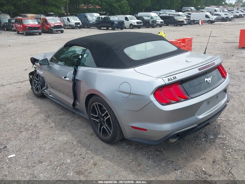 2020 FORD MUSTANG auction photo 3