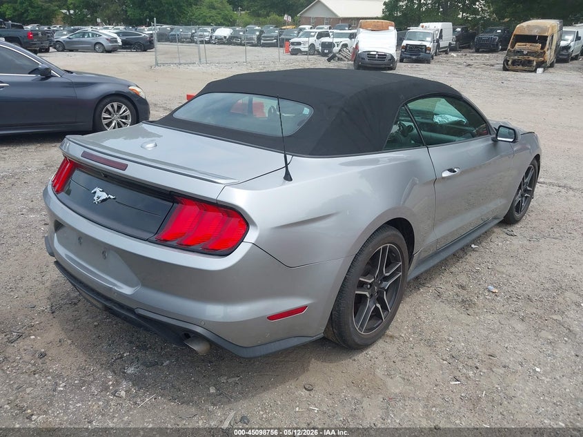2020 FORD MUSTANG auction photo 4