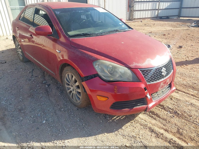 2013 SUZUKI KIZASHI SE · Фото 6