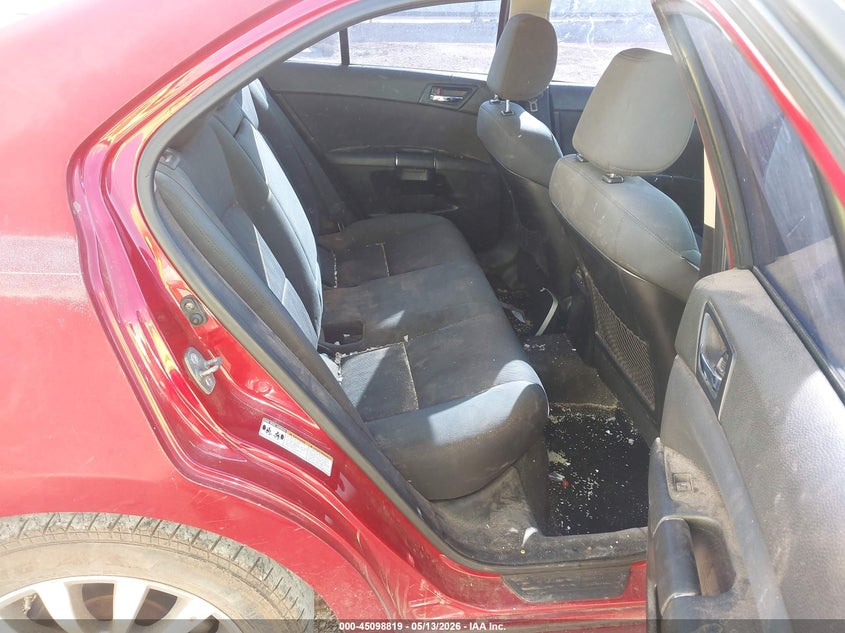 2013 SUZUKI KIZASHI SE · Фото 8