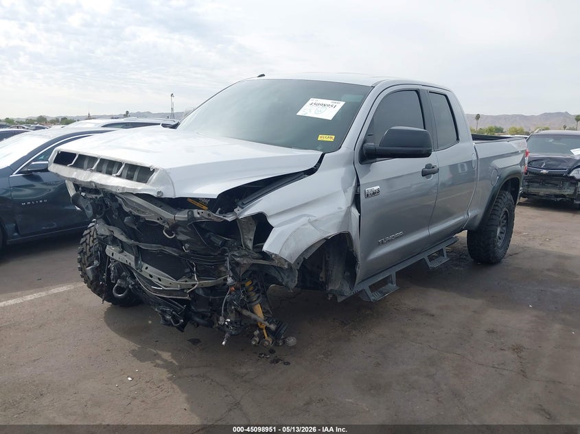2017 Toyota Tundra Sr5 5.7l V8 5TFUY5F14HX654719 photo 1