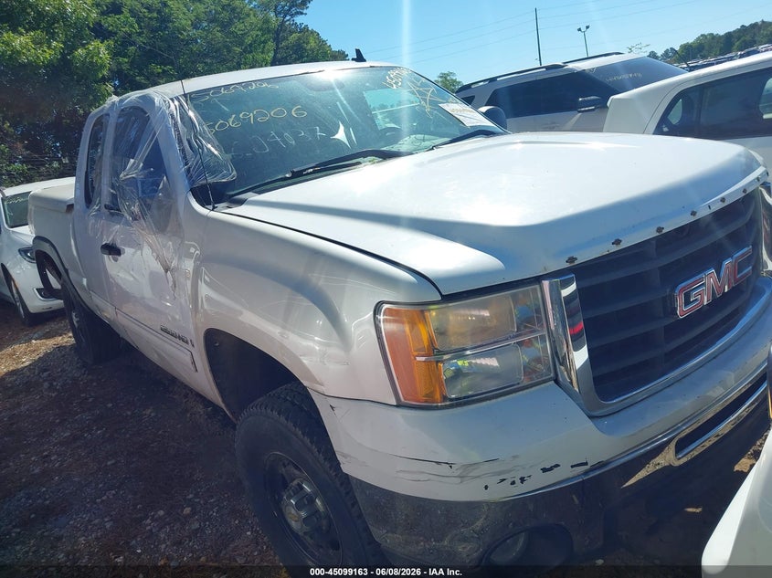 2009 GMC SIERRA 2500HD auction photo 1