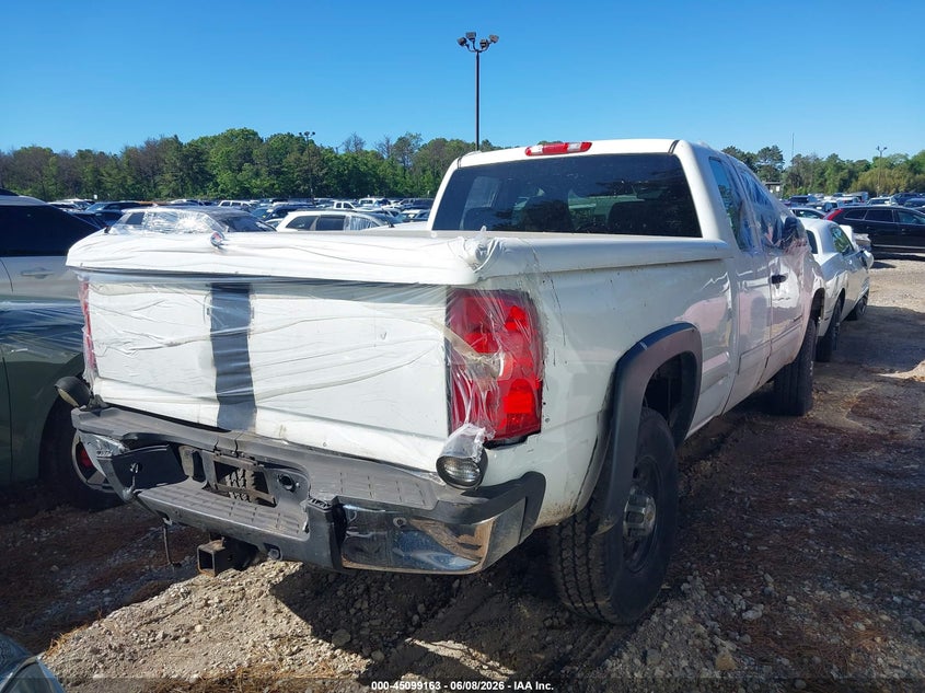 2009 GMC SIERRA 2500HD auction photo 4