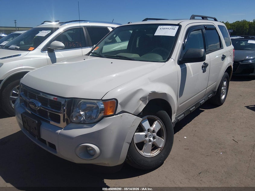 2010 Ford Escape Xlt 1FMCU0DG8AKB21918 photo 1