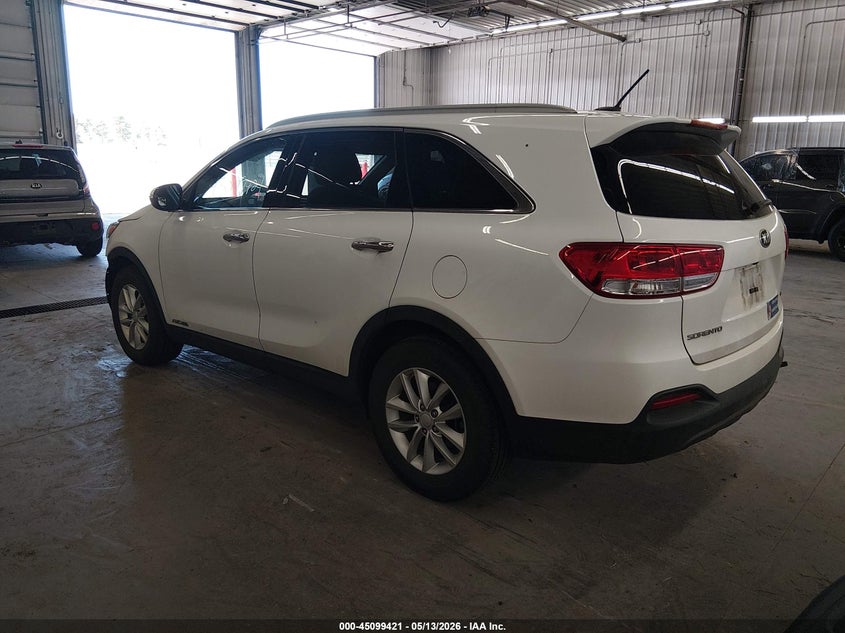 2017 KIA SORENTO auction photo 3
