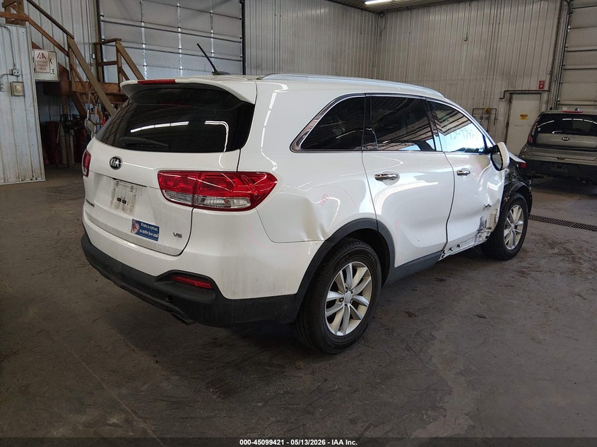 2017 KIA SORENTO auction photo 4