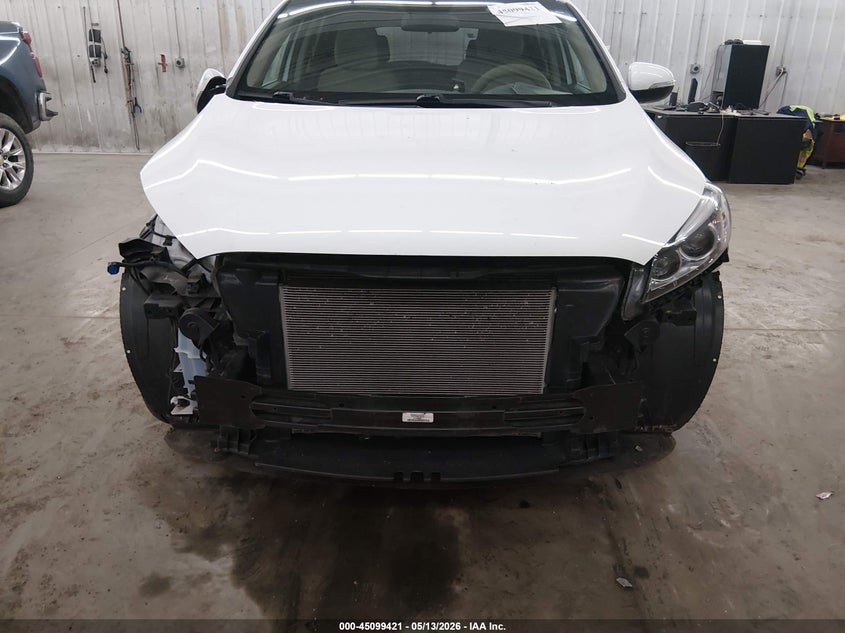 2017 KIA SORENTO auction photo 6