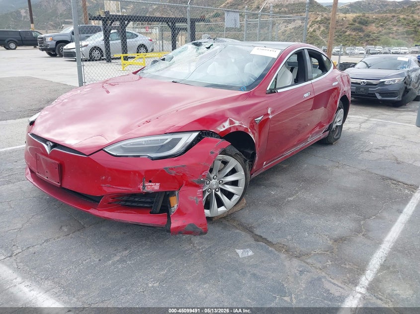 Vin: 5yjsa1e25jf273525, lot: 45597057, tesla model s 100d/75d/p100d 20182