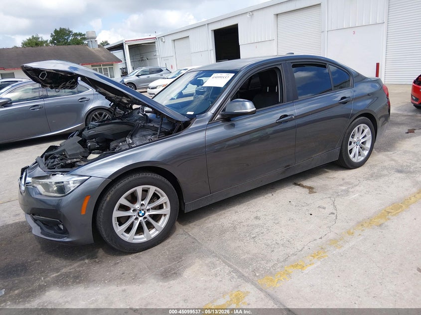 Vin: wba8e1g5xjnu91299, lot: 45597103, bmw 320i 20182