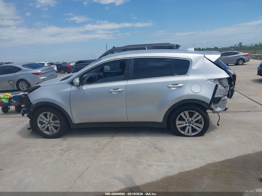 VIN KNDPM3AC4J7450434 2018 KIA SPORTAGE LX