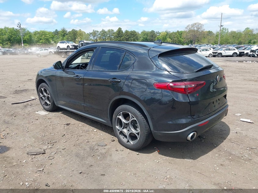 2021 ALFA ROMEO STELVIO auction photo 3