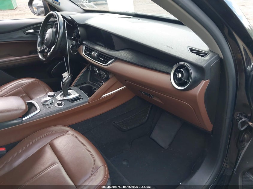 2021 ALFA ROMEO STELVIO auction photo 5
