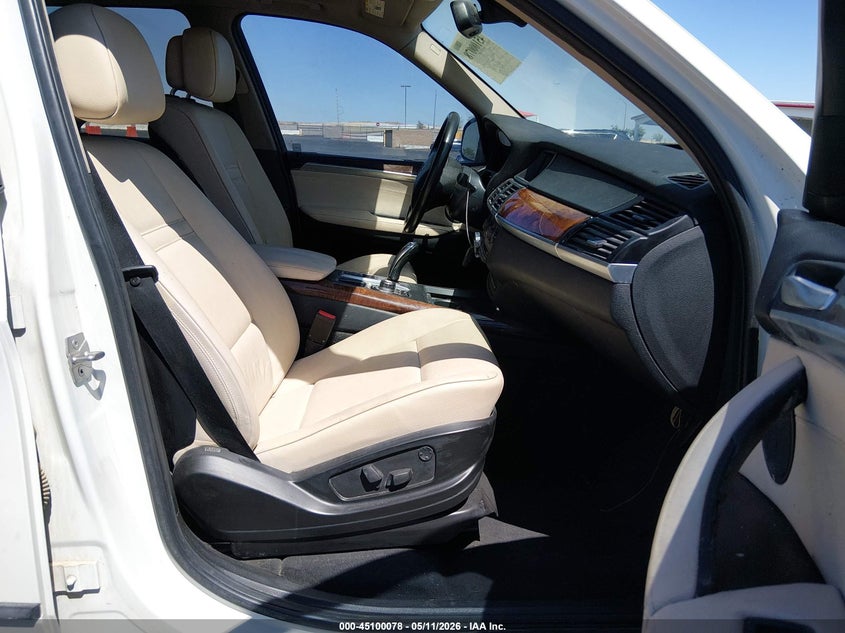 2012 BMW X5 3.0 xDrive35I/xDrive35I Premium/xDrive35I Sport Activity white Lot 111045100078 Vin 5UXZV4C50CL747011
