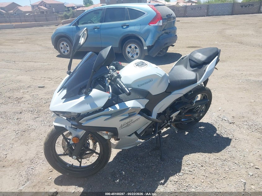 ML5EXGG10SDA58997 2025 Kawasaki Ex500 photo 1