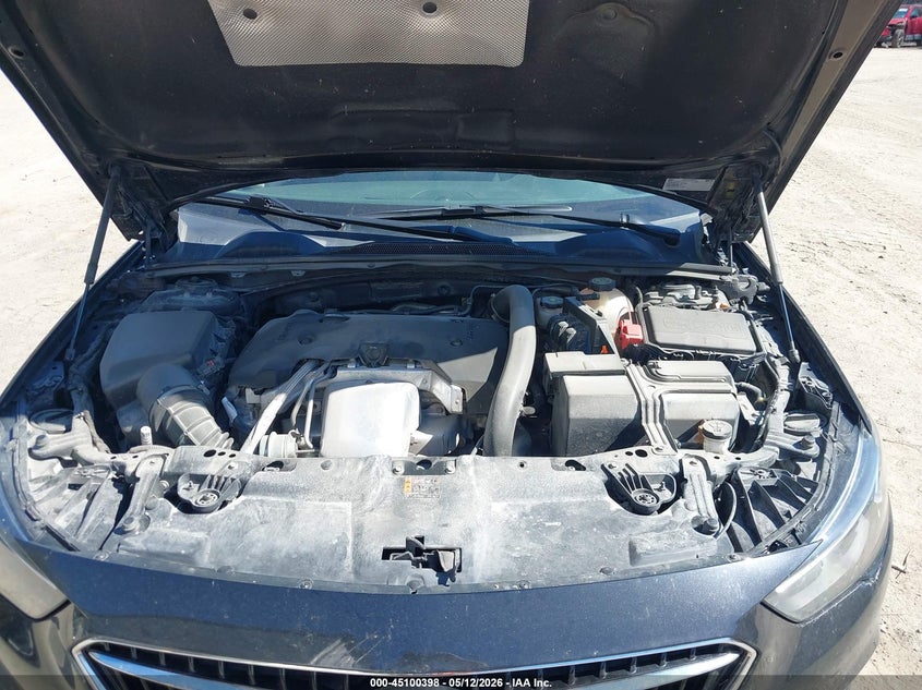 2018 Buick Regal Sportback Essence VIN: W04GR6SX9J1082401 Lot: 45100398