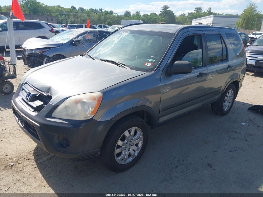 2005 HONDA CR-V auction photo 2