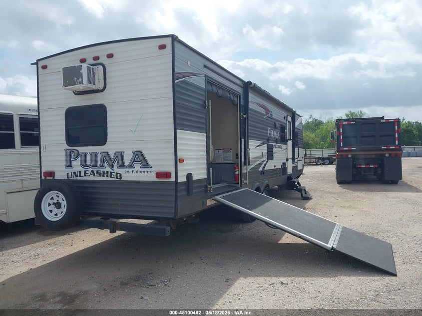 2016 PALOMINO PUMA auction photo 4