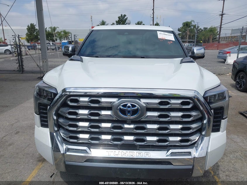 TOYOTA TUNDRA HYBRID - zdjęcie 13