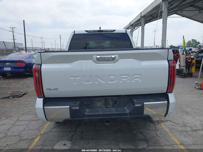 TOYOTA TUNDRA HYBRID - zdjęcie 17