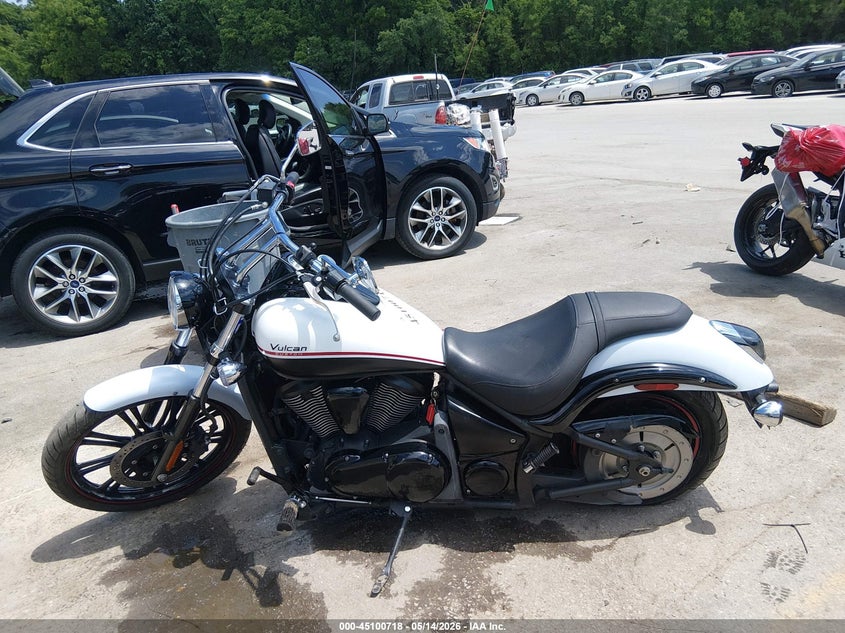 2013 Kawasaki Vn900 C VIN: JKAVN2C17DA054865 Lot: 45100718