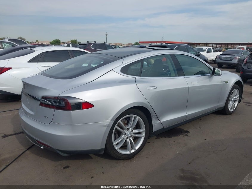 Vin: 5yjsa1cg6dfp13898, lot: 45598376, tesla model s 20134