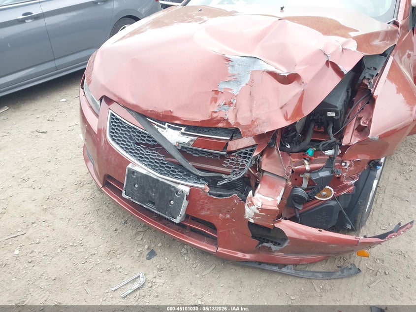 2013 CHEVROLET CRUZE auction photo 6