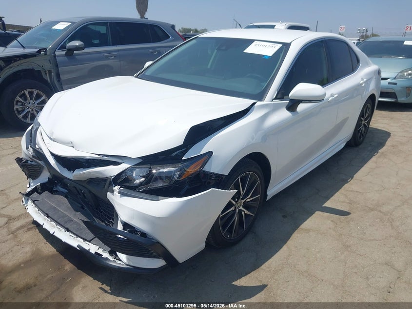 2024 TOYOTA CAMRY auction photo 2