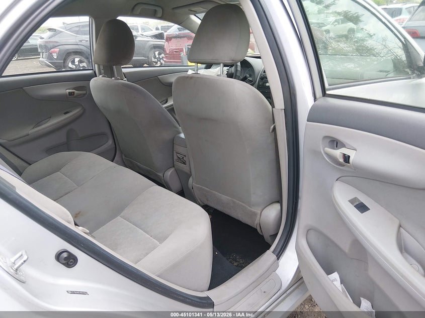 2009 TOYOTA COROLLA auction photo 8