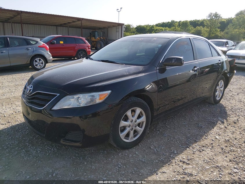 2011 TOYOTA CAMRY auction photo 2