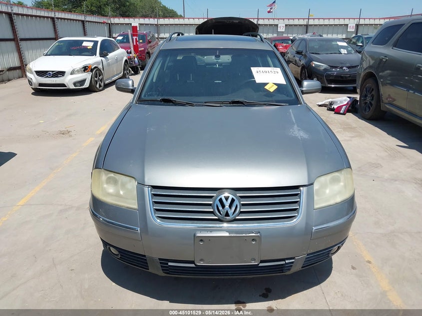 2002 Volkswagen Passat Glx VIN: WVWYH63B12E198153 Lot: 45101529