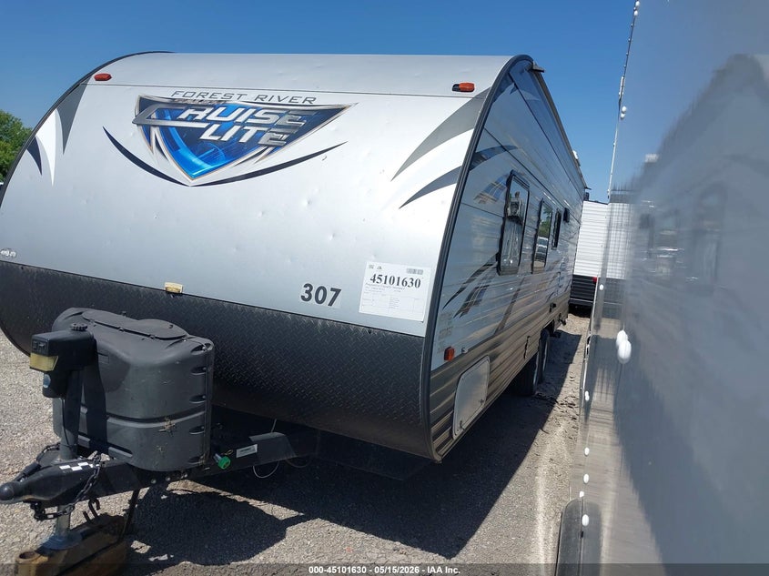 4X4TSMB21J7417398 2018 Forest River Cruise Lite photo 1