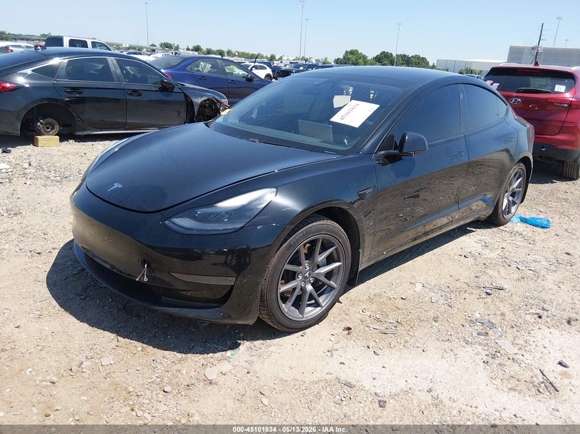 Vin: 5yj3e1ea8mf042641, lot: 45599400, tesla model 3 standard range plus rear-wheel drive 20212